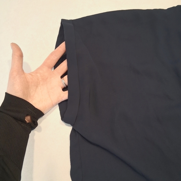 Zara Basic/ Blue Blouse with Dolman Sleeves/ Floral Applique/ Size US L - Picture 6 of 9